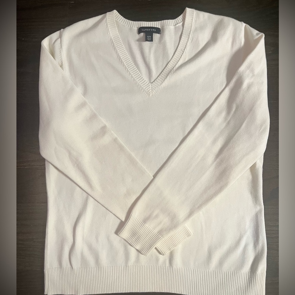 Lands’ End Supima Cotton V-Neck Sweater Size M Ivory Cream Classic